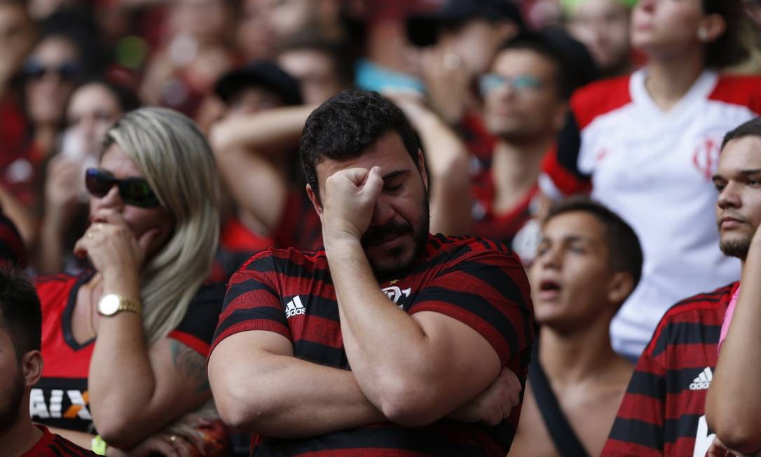 TORCEDORES RECLAMAM DO PREÇO DO INGRESSO PARA FLAMENGO X AUDAX EM MANAUS